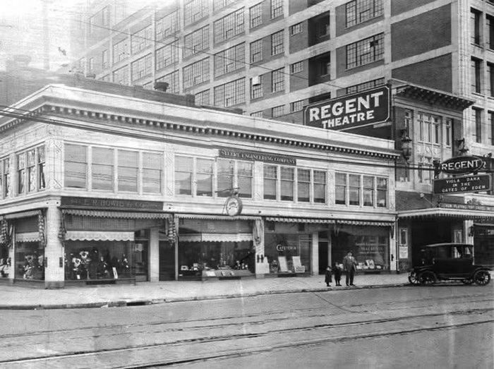 Regent Theatre - From Ben Gravel Historic Detroit Area Architecture (newer photo)